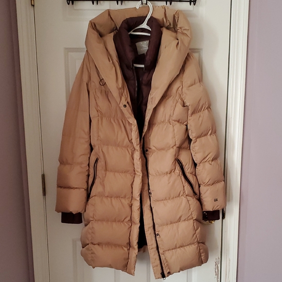 Soia Kyo Sonny Tan Puffer Coat with Hood and Quilted Design